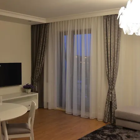 Adalbert Szafarnia Apartment