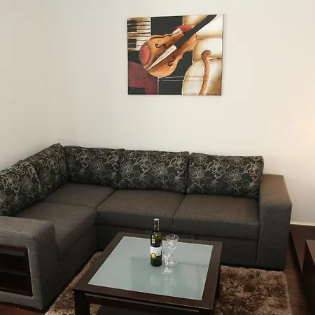 Apartman Adalbert *