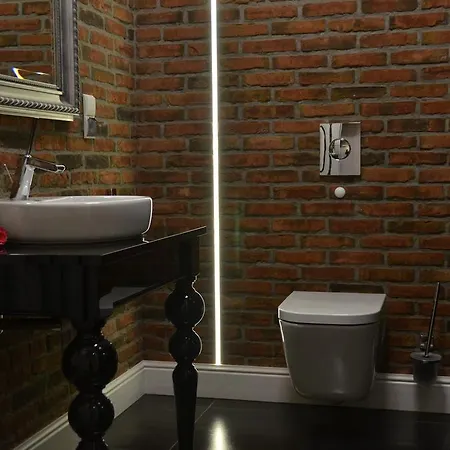 Adalbert Lejlighed *