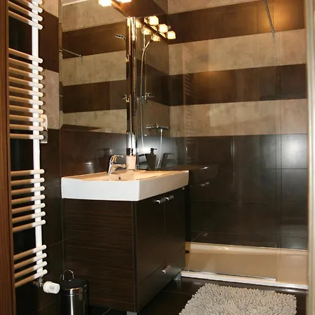 Appartement Adalbert *